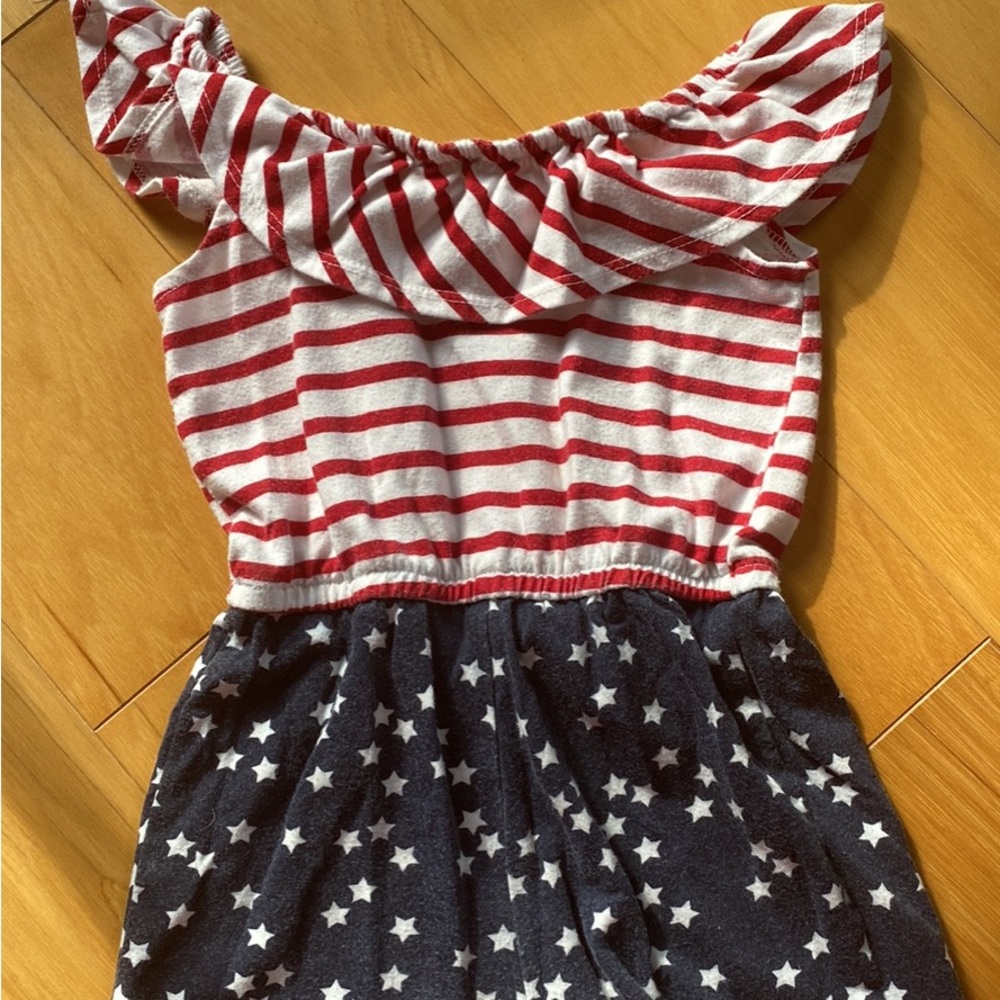 Little girls patriotic romper 2T - Picture 2 of 4